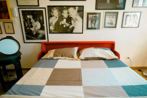 HOLLYWOOD APARTMENT NEAR STATION WITH PARKING